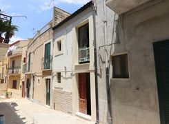 Trilocale in vendita