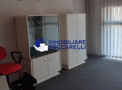 Negozio/Locale commerciale in vendita
