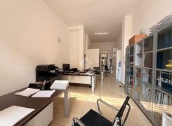 Negozio/Locale commerciale in vendita