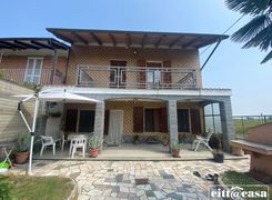 Casa Bi/Trifamiliare in vendita