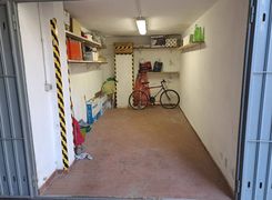 Box/posto auto in vendita