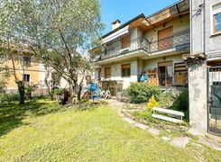 Casa Bi/Trifamiliare in vendita
