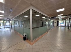 Negozio/Locale commerciale in affitto