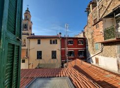 Trilocale in vendita