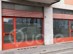 Negozio/Locale commerciale in vendita