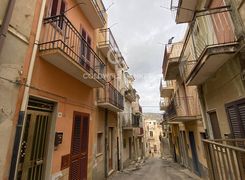 Quadrilocale in vendita