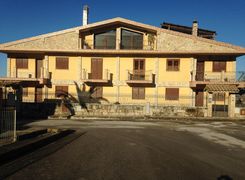 Casa indipendente in vendita