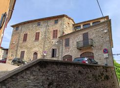 Casa indipendente in vendita