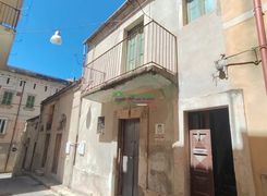 Trilocale in vendita
