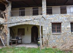 Casa indipendente in vendita