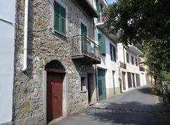 Trilocale in vendita
