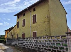 Casa indipendente in vendita