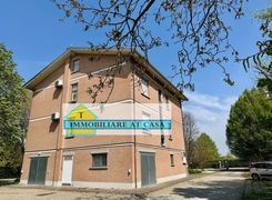 Casa indipendente in vendita