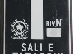 Attività/Licenza (con o senza mura) in vendita