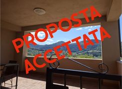 Casa indipendente in vendita