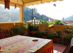 Trilocale in vendita