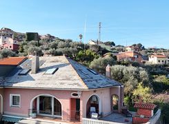 Villa in vendita