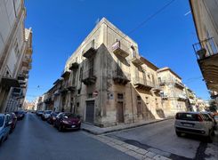 Casa indipendente in vendita