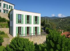 Casa indipendente in vendita
