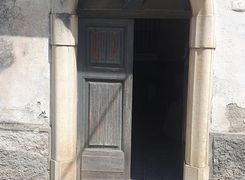 Casa indipendente in vendita