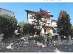 Appartamento in vendita