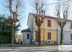 Trilocale in vendita