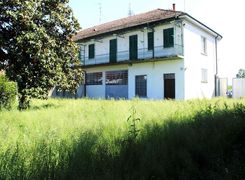 Casa indipendente in vendita
