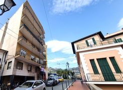 Trilocale in vendita