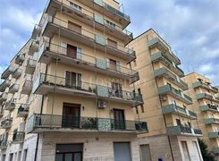 Appartamento in vendita