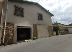 Casa indipendente in vendita