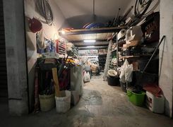 Box/posto auto in vendita