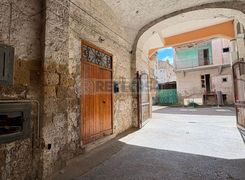Casa indipendente in vendita