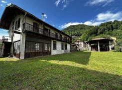 Casa indipendente in vendita