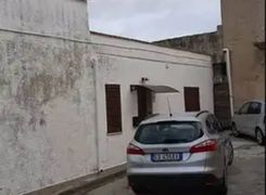 Trilocale in vendita