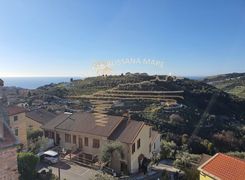 Casa indipendente in vendita