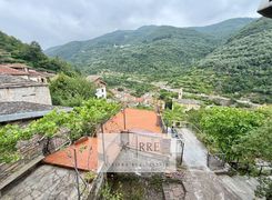 Casa indipendente in vendita