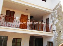 Casa indipendente in vendita