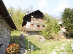 Casa indipendente in vendita
