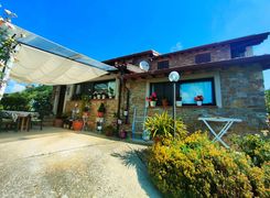 Casa indipendente in vendita
