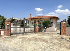 Villa in vendita