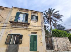 Casa indipendente in vendita