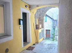 Trilocale in vendita
