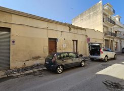 Casa indipendente in vendita