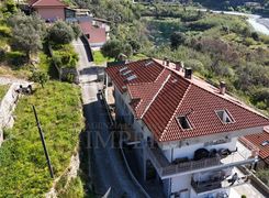 Casa Bi/Trifamiliare in vendita