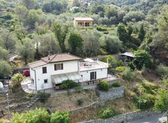 Casa Bi/Trifamiliare in vendita