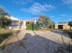 Casa indipendente in vendita
