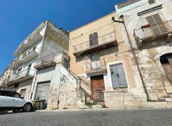 Casa indipendente in vendita