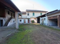 Casa indipendente in vendita