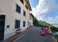 Casa Bi/Trifamiliare in vendita