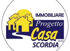 Casa indipendente in vendita